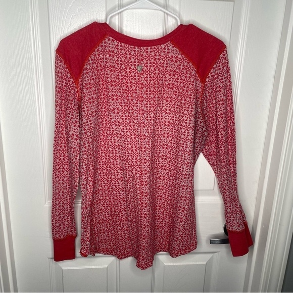 Kuhl Mia Henley Waffle Knit Thermal Top in Red/White Batik Floral Gorpcore XL - Picture 3 of 14